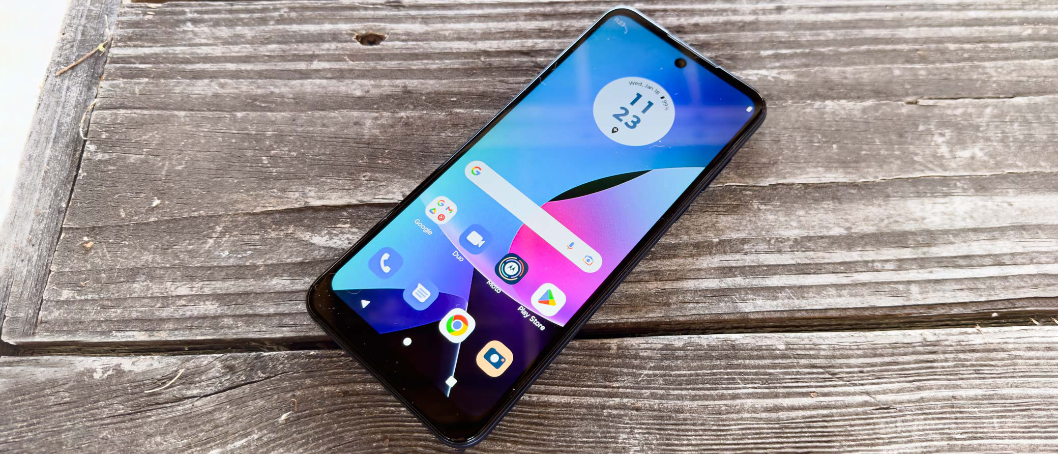 Why the Moto G Power Excels in Durability and Keeps the Headphone Jack